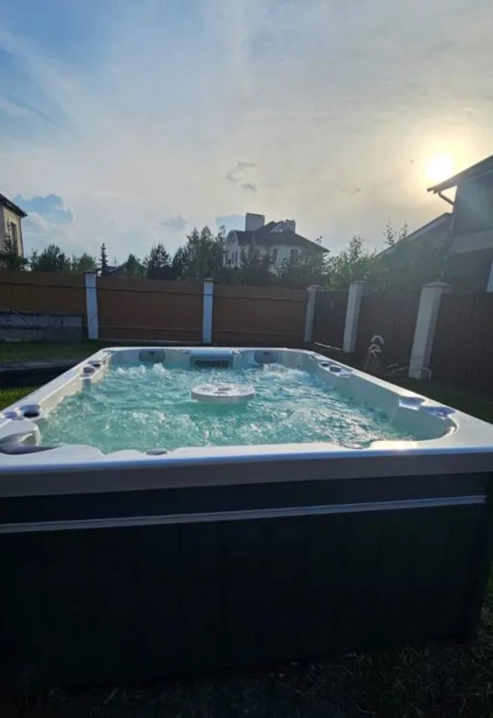 Гидромассажный спа-бассейн AquaSpas My Secret для частного дома Анастасии.